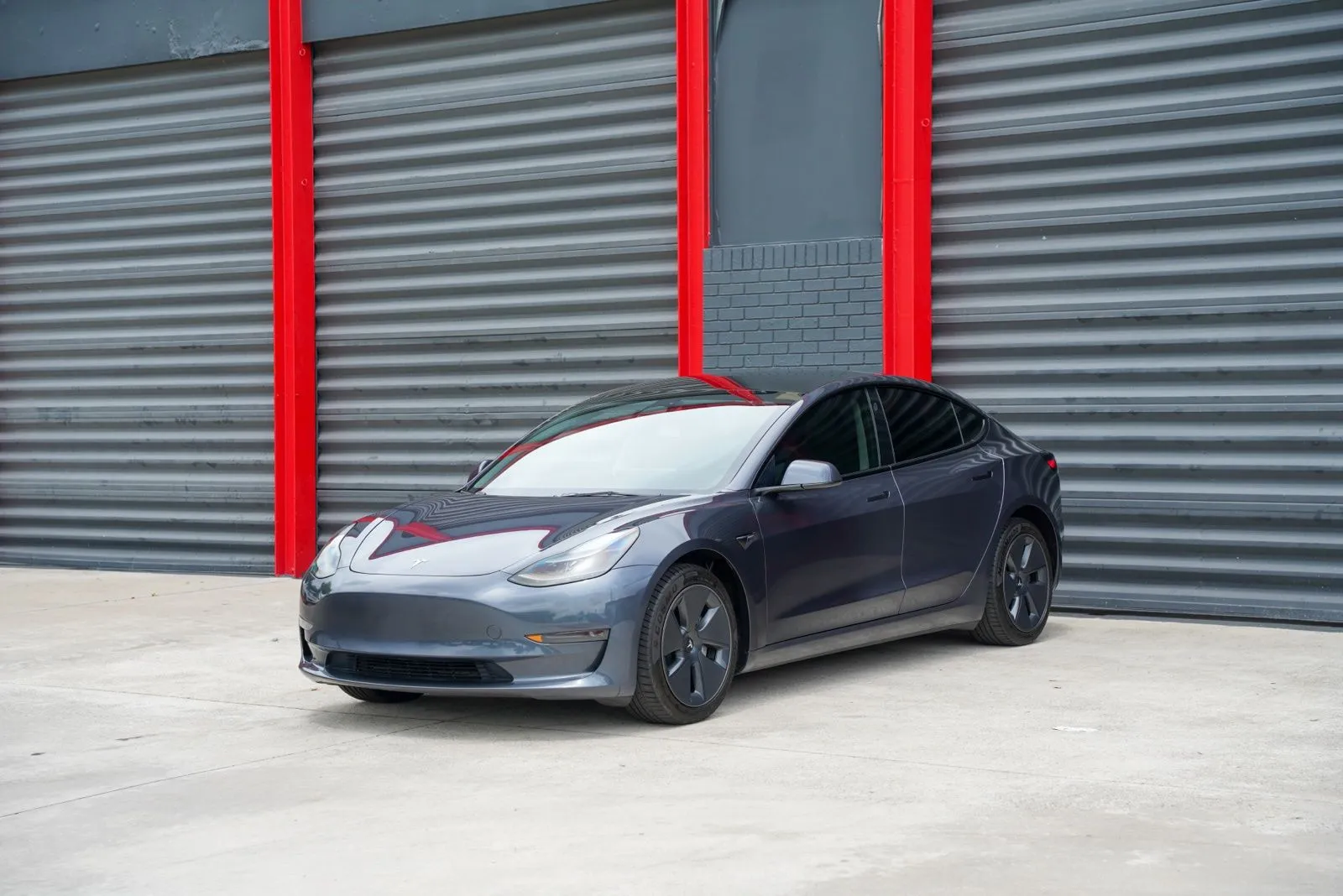 2023 Tesla Model 3 -'s photo