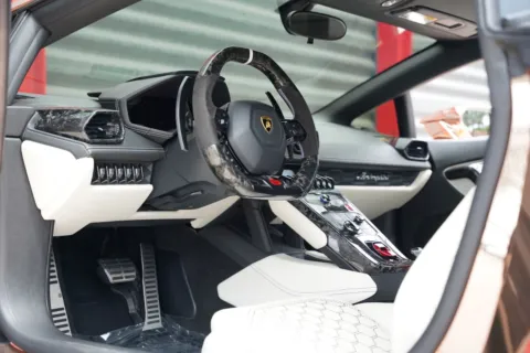Photos of 2015 Lamborghini Huracan LP610-4 for sale in Hollywood, FL at Gravity Autos Hollywood