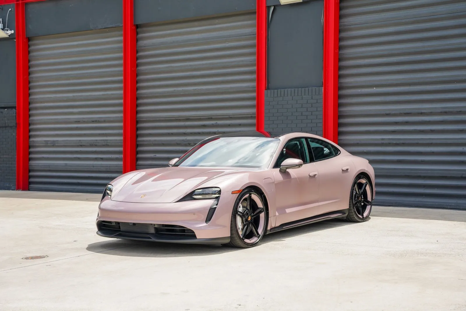 2021 Porsche Taycan -'s photo