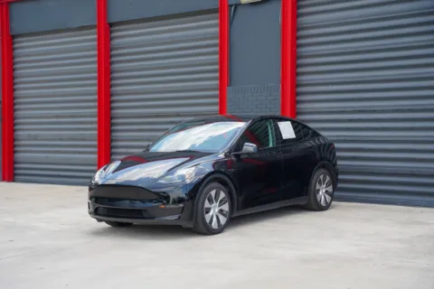 Black 2023 Tesla Model Y Long Range for sale in Hollywood, FL