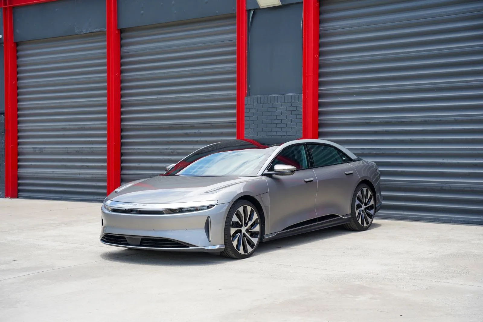 2023 Lucid Air Touring's photo