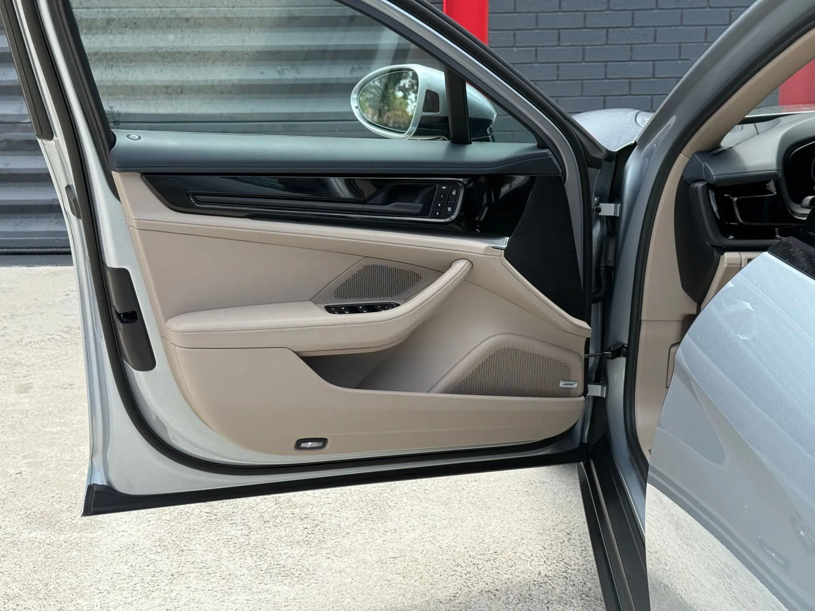 2026 Porsche Panamera Base - Photo 18