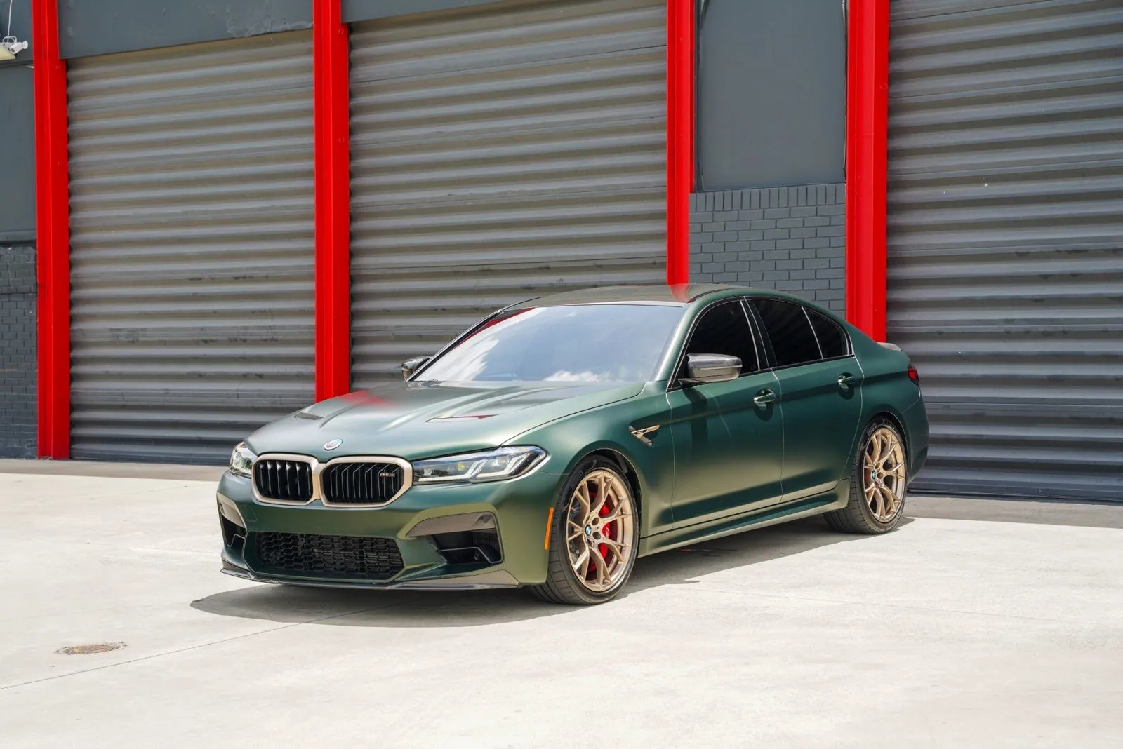 2022 BMW M5 M5 CS's photo