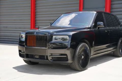 Photos of 2023 Rolls-Royce Cullinan Black Badge for sale in Hollywood, FL at Gravity Autos Hollywood
