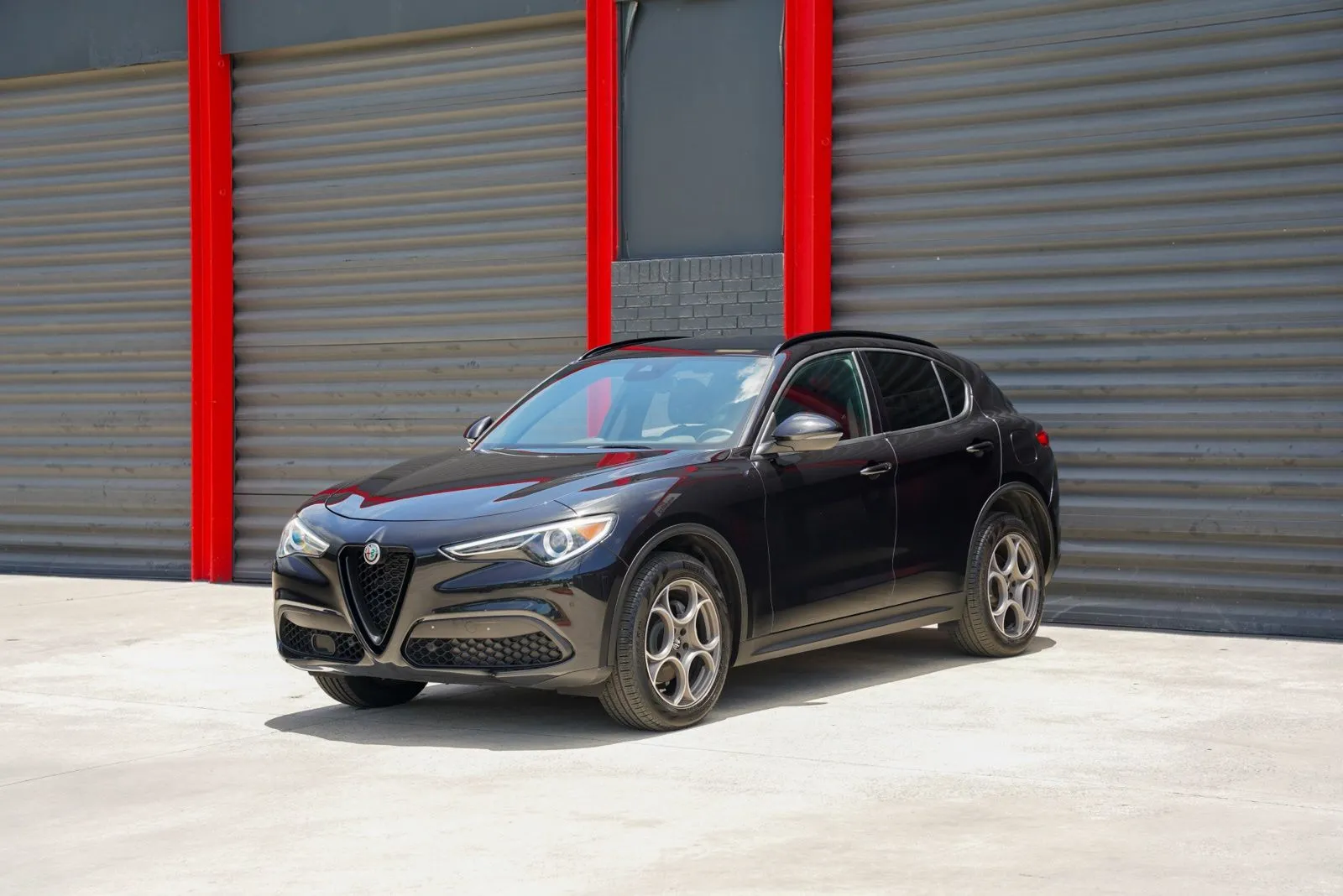 2022 Alfa Romeo Stelvio AWD's photo