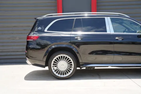 More photos of 2023 Mercedes-Benz GLS Maybach GLS 600 at Gravity Autos Hollywood, FL
