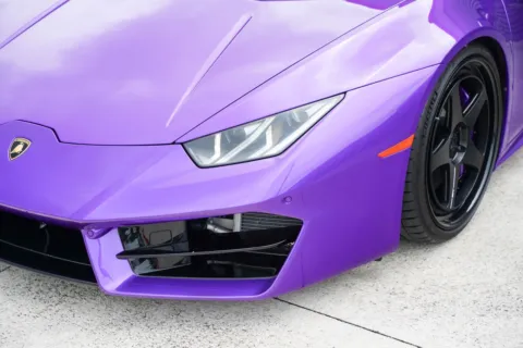 Photos of 2018 Lamborghini Huracan LP580-2 for sale in Hollywood, FL at Gravity Autos Hollywood