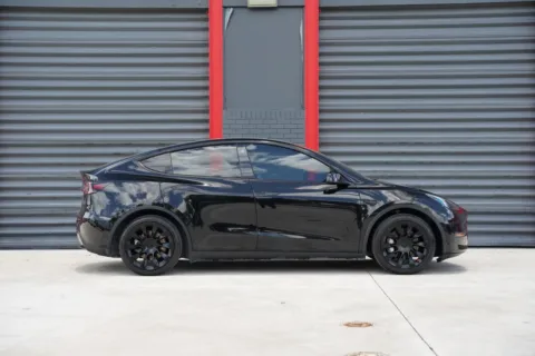 More photos of 2023 Tesla Model Y Long Range at Gravity Autos Hollywood, FL