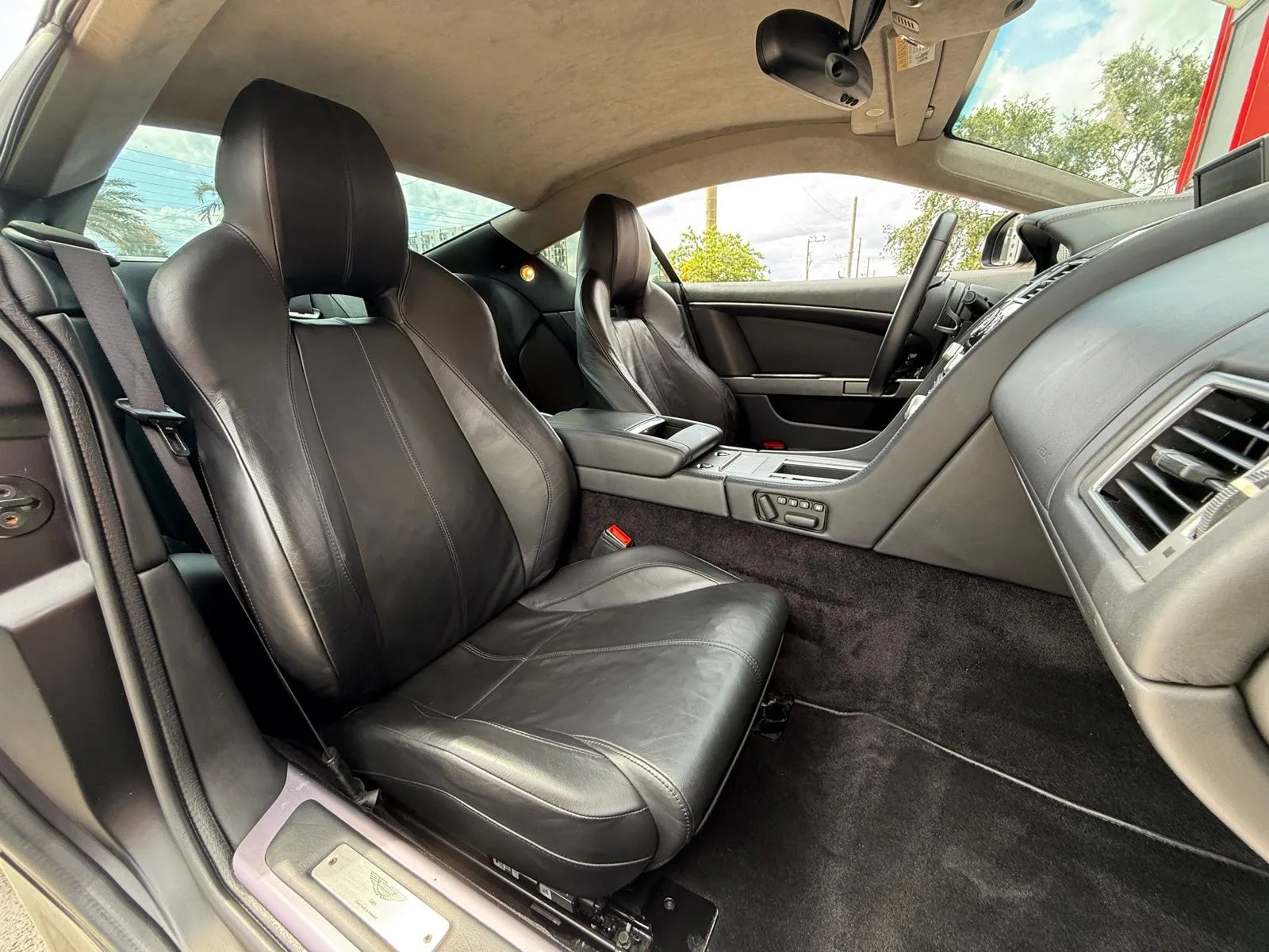 2011 Aston Martin DB9 Base - Photo 20