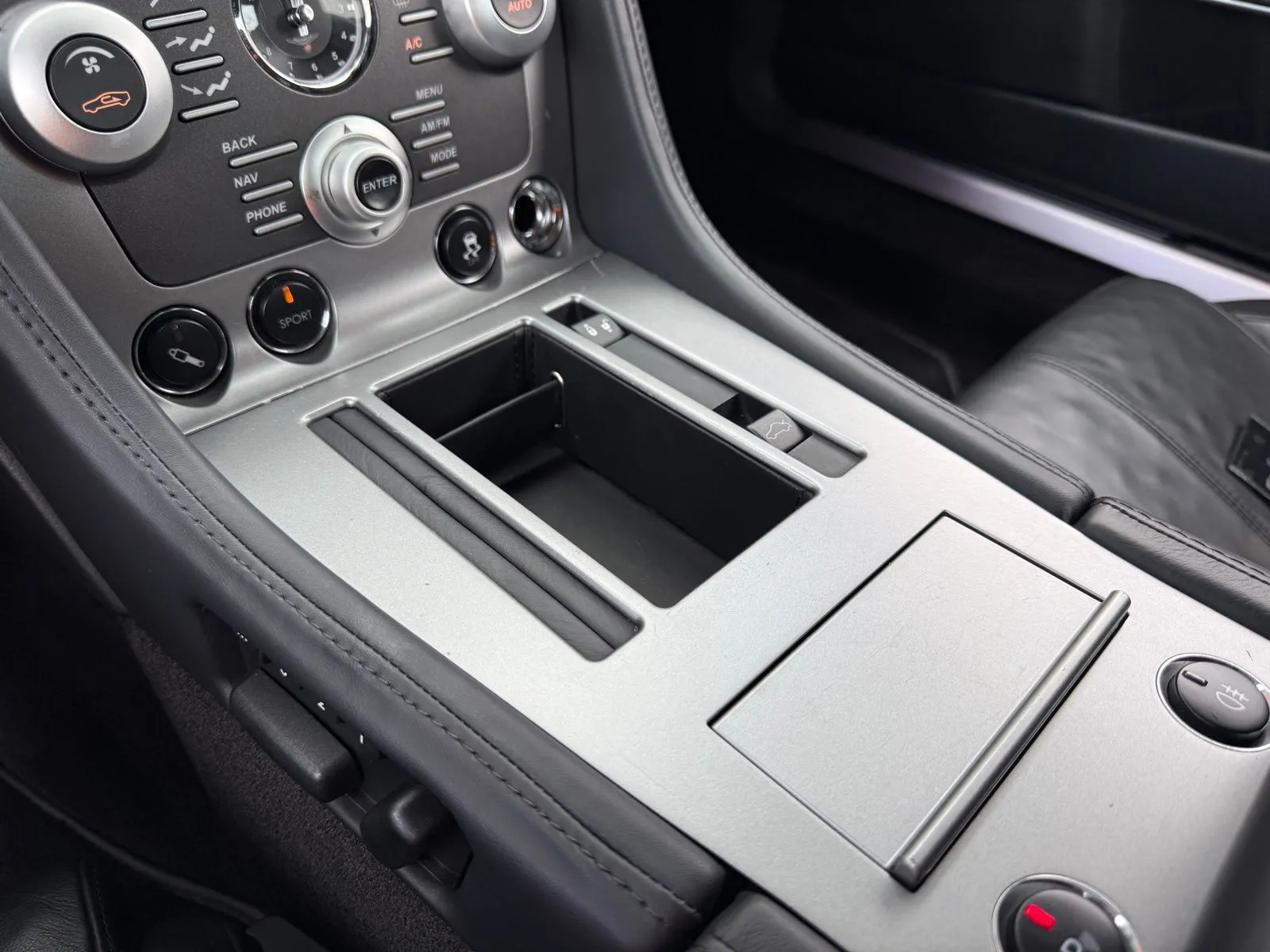 2011 Aston Martin DB9 Base - Photo 28