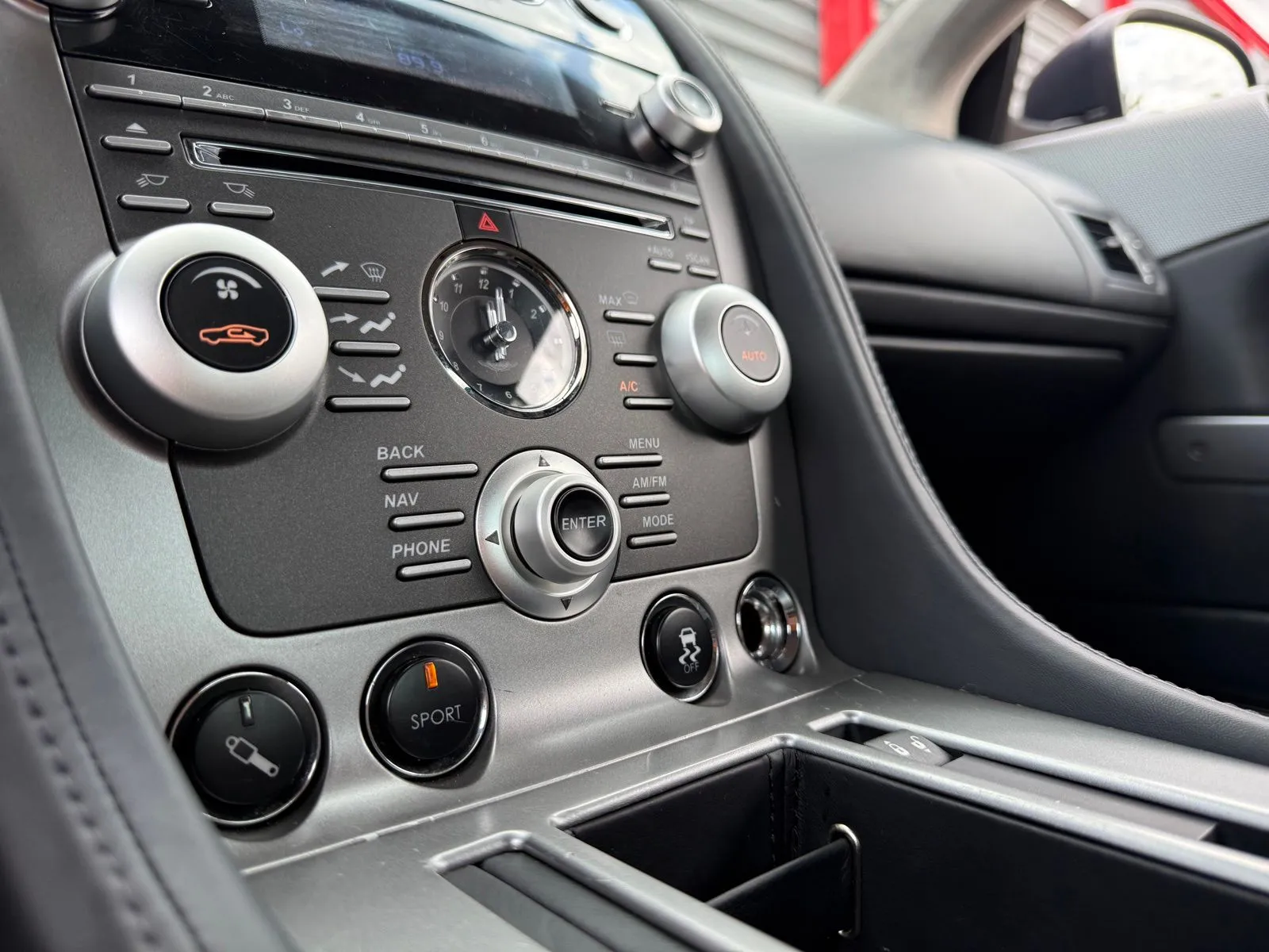 2011 Aston Martin DB9 Base - Photo 30