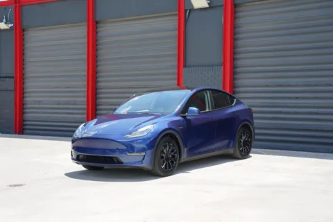 Blue 2023 Tesla Model Y Long Range for sale in Hollywood, FL