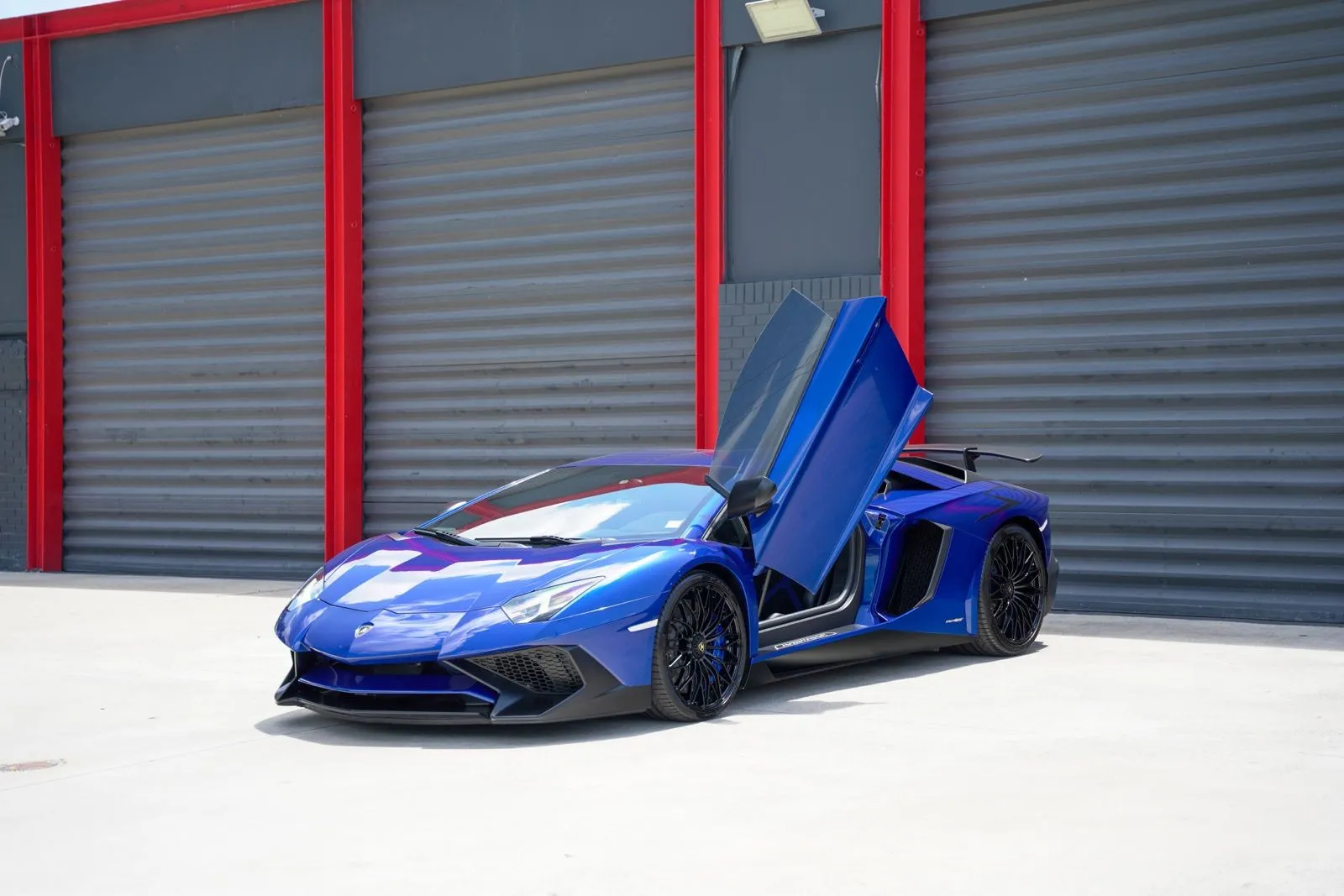 ダイバーシティーブルー　長野モデル Used 2016 Lamborghini Aventador LP750-4 SuperVeloce for sale in