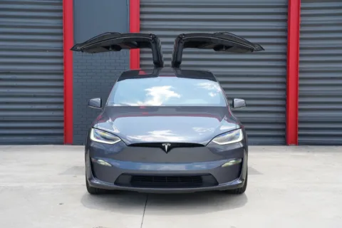 Photos of 2023 Tesla Model X Standard Range for sale in Hollywood, FL at Gravity Autos Hollywood