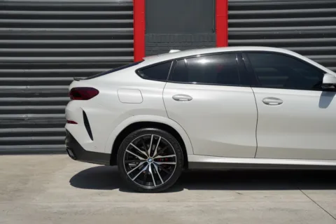 Another view of 2024 BMW X6 xDrive40i for sale in Hollywood, FL at Gravity Autos Hollywood