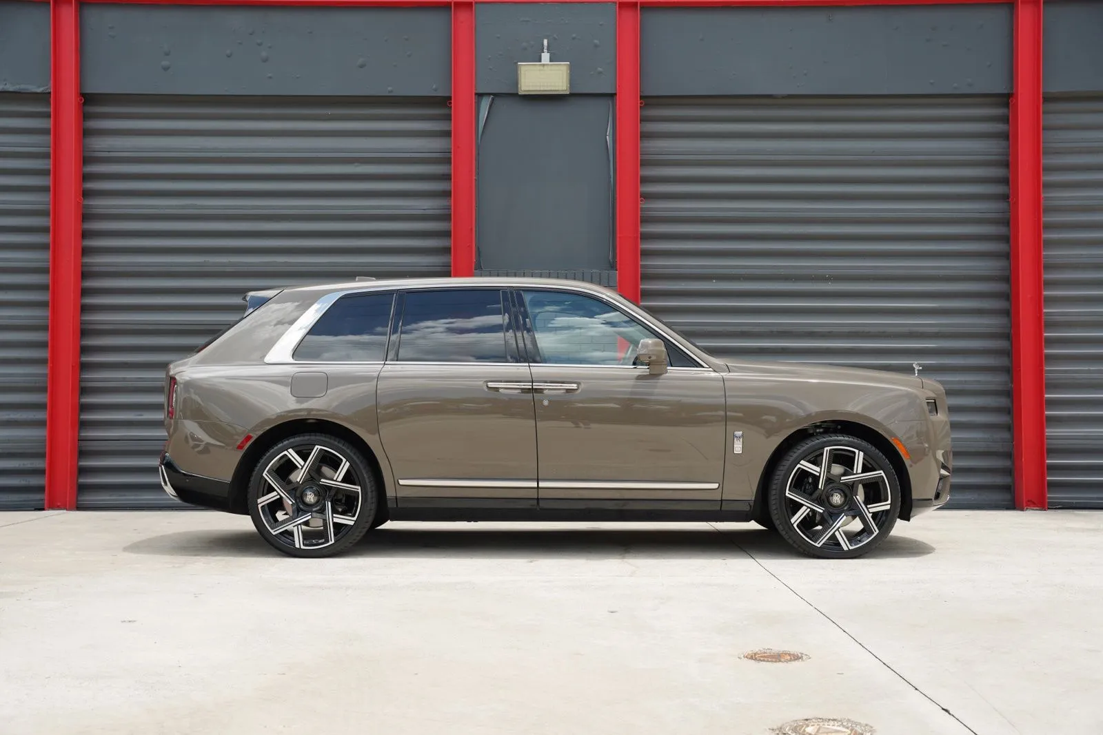 2025 Rolls-Royce Cullinan Base - Photo 62