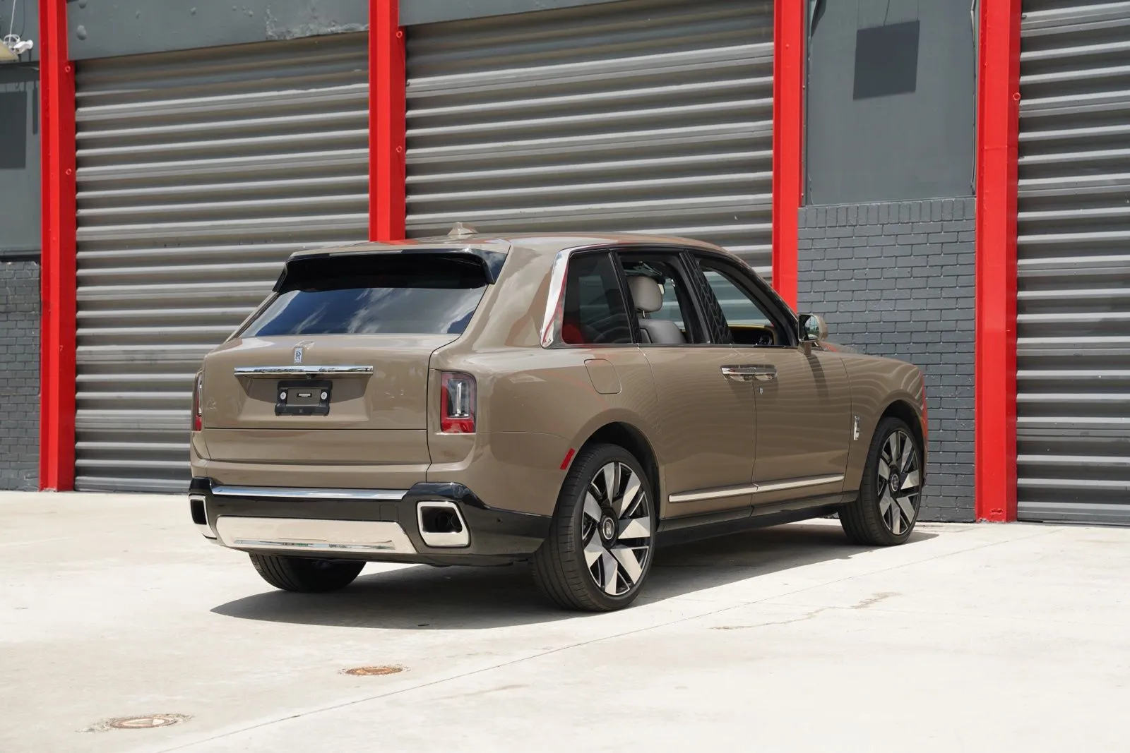 2025 Rolls-Royce Cullinan Base - Photo 10