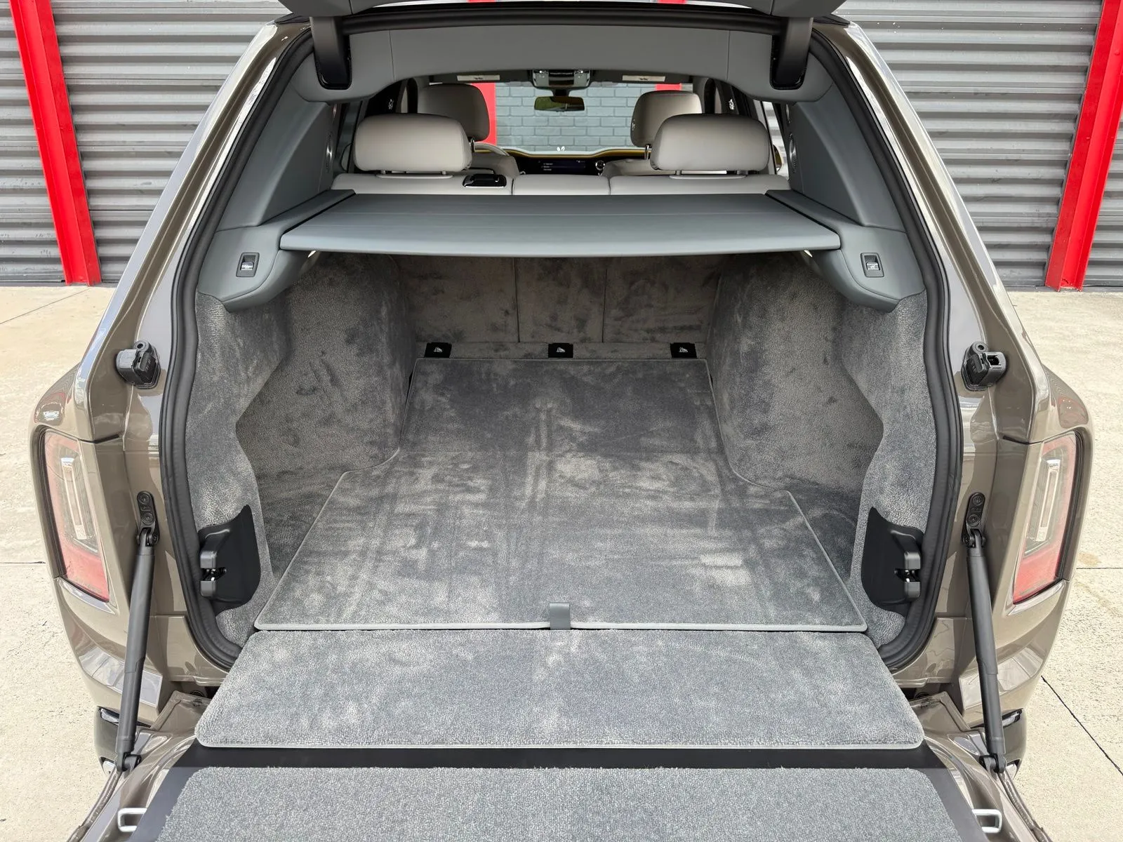 2025 Rolls-Royce Cullinan Base - Photo 56