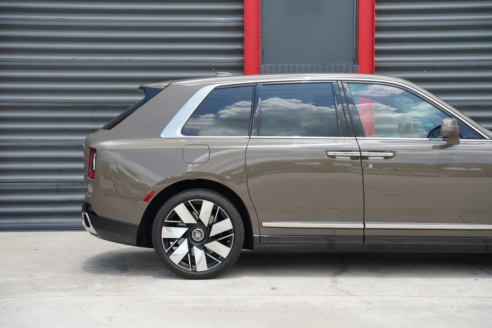 2025 Rolls-Royce Cullinan Base - Photo 15