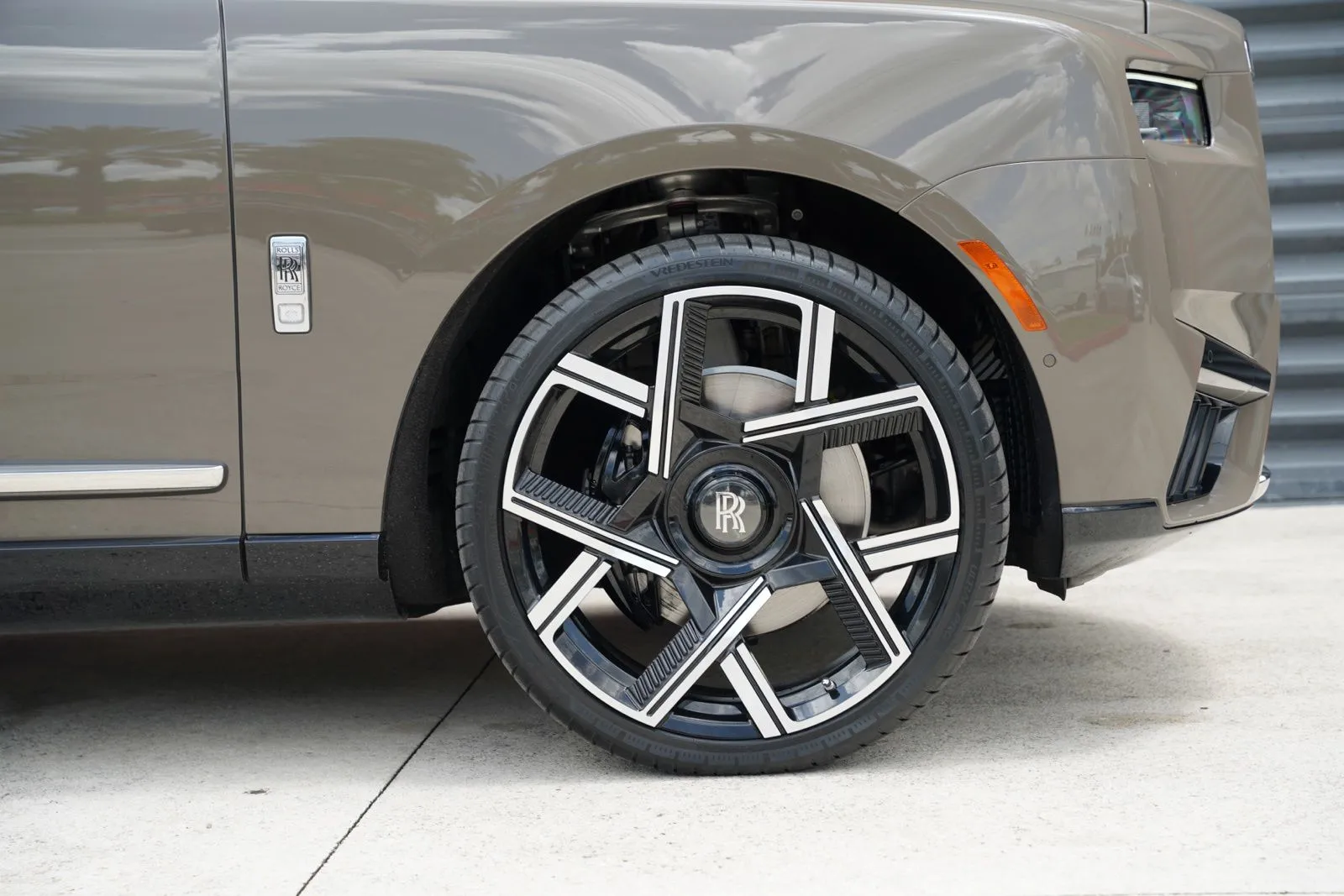 2025 Rolls-Royce Cullinan Base - Photo 31