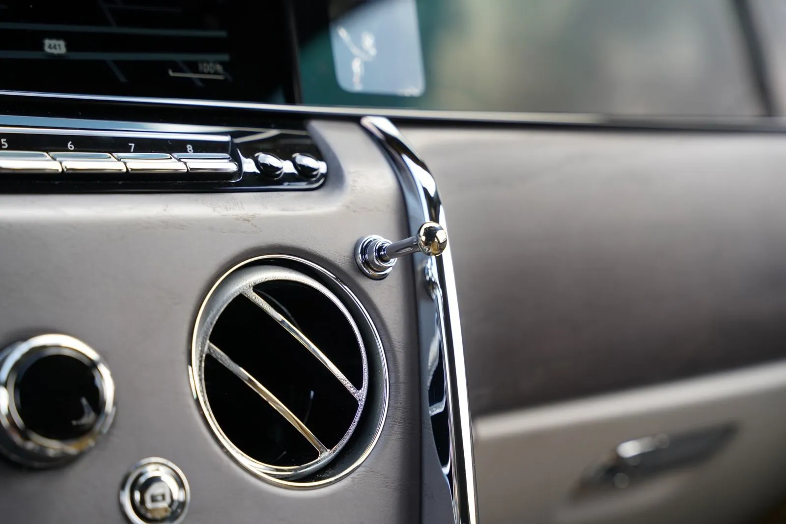 2025 Rolls-Royce Cullinan Base - Photo 62