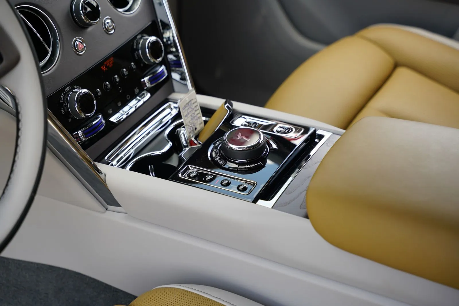 2025 Rolls-Royce Cullinan Base - Photo 23