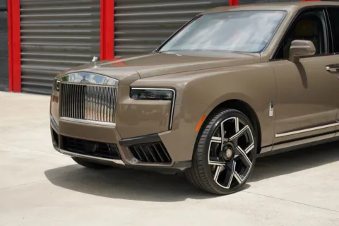 Another view of 2025 Rolls-Royce Cullinan for sale in Hollywood, FL at Gravity Autos Hollywood