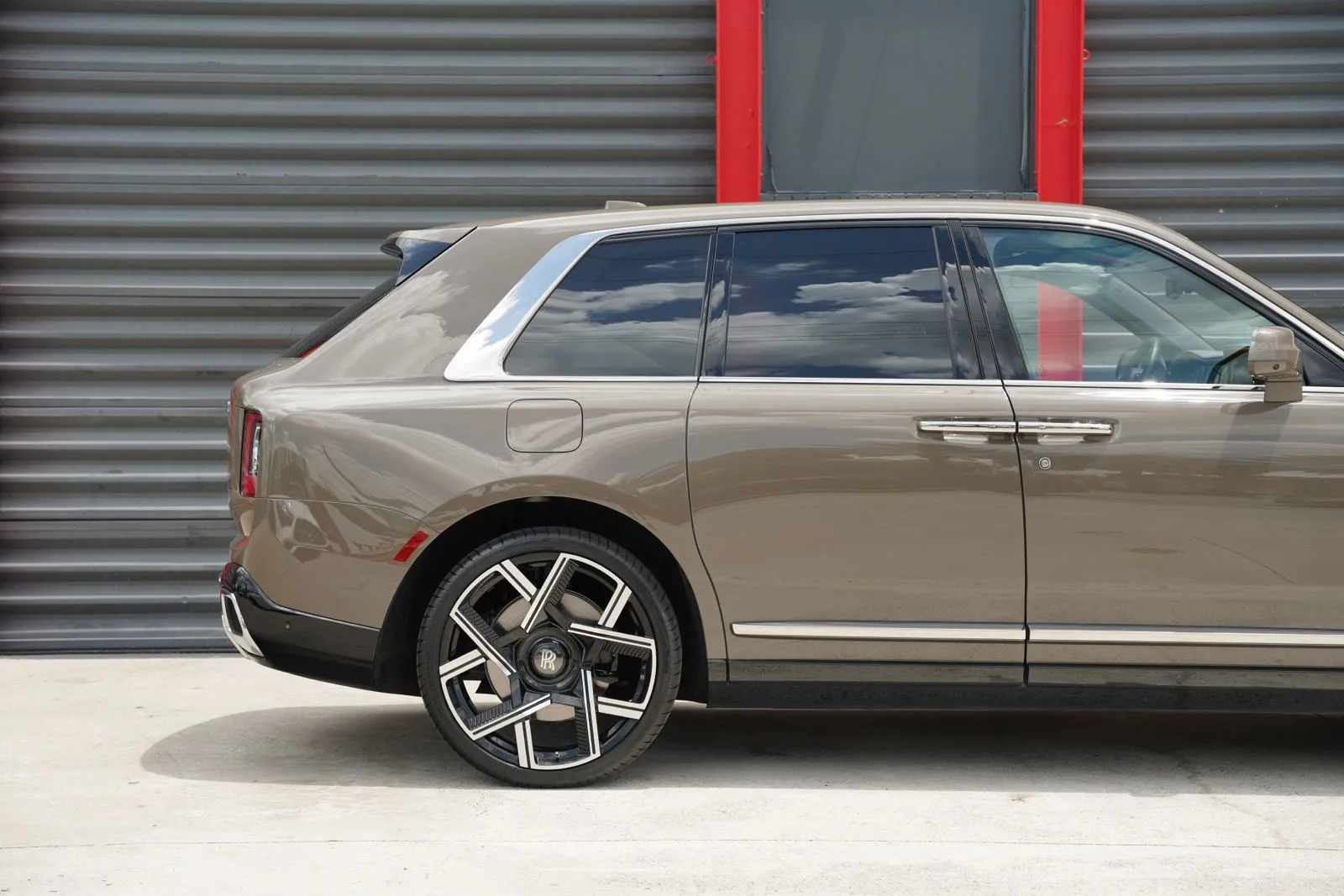 2025 Rolls-Royce Cullinan Base - Photo 26
