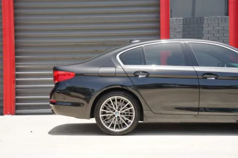 Another view of 2020 BMW 5 Series 540i xDrive for sale in Hollywood, FL at Gravity Autos Hollywood