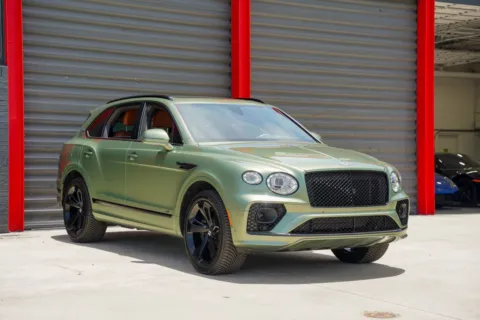 Photos of 2022 Bentley Bentayga S for sale in Hollywood, FL at Gravity Autos Hollywood