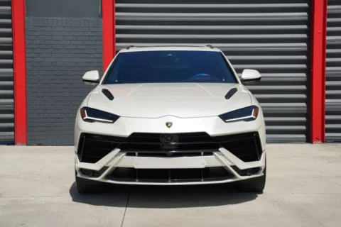 Photos of 2024 Lamborghini Urus S for sale in Hollywood, FL at Gravity Autos Hollywood
