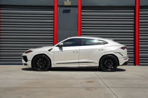 More photos of 2024 Lamborghini Urus S at Gravity Autos Hollywood, FL