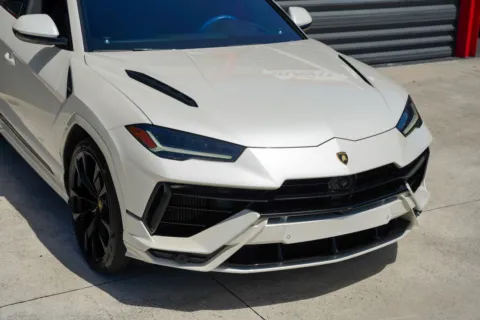 More photos of 2024 Lamborghini Urus S at Gravity Autos Hollywood, FL
