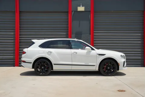 More photos of 2022 Bentley Bentayga Speed at Gravity Autos Hollywood, FL
