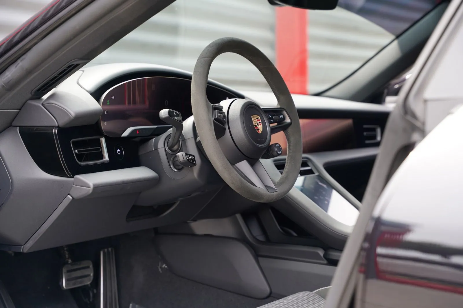 2025 Porsche Taycan Base - Photo 13