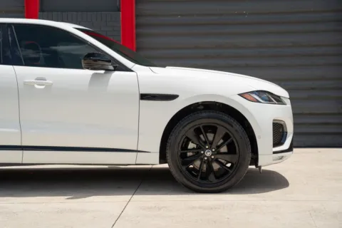 Photos of 2025 Jaguar F-PACE P250 R-Dynamic S for sale in Hollywood, FL at Gravity Autos Hollywood