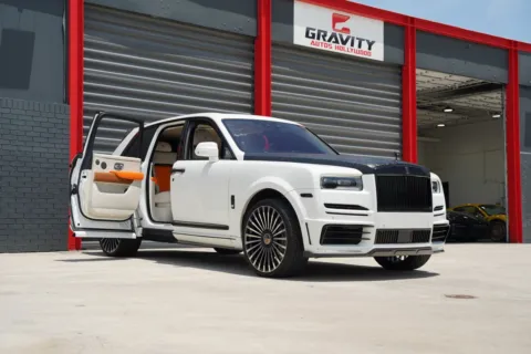 More photos of 2019 Rolls-Royce Cullinan at Gravity Autos Hollywood, FL