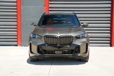 Another view of 2025 BMW X5 sDrive40i for sale in Hollywood, FL at Gravity Autos Hollywood