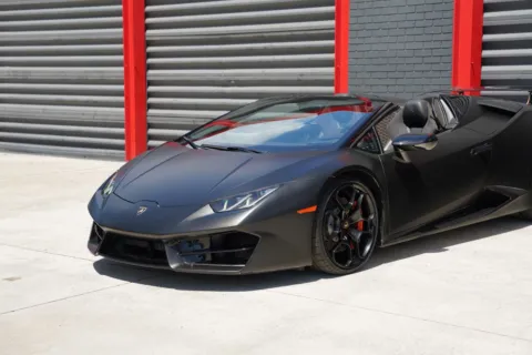 More photos of 2019 Lamborghini Huracan LP580-2S at Gravity Autos Hollywood, FL