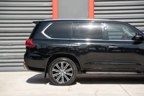Another view of 2019 Lexus LX 570 for sale in Hollywood, FL at Gravity Autos Hollywood