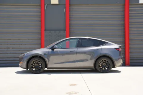 More photos of 2023 Tesla Model Y Standard Range at Gravity Autos Hollywood, FL