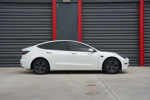 More photos of 2022 Tesla Model 3 at Gravity Autos Hollywood, FL