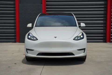 More photos of 2024 Tesla Model Y Long Range at Gravity Autos Hollywood, FL