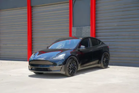 Black 2023 Tesla Model Y Long Range for sale in Hollywood, FL