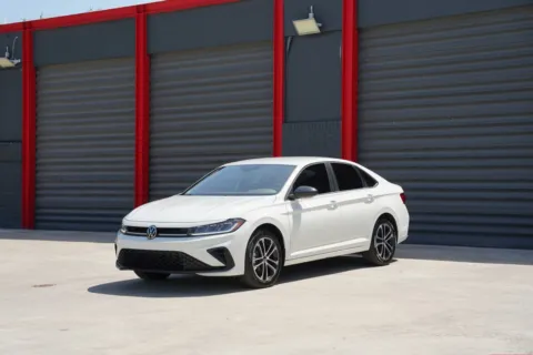 White 2025 Volkswagen Jetta 1.5T Sport for sale in Hollywood, FL