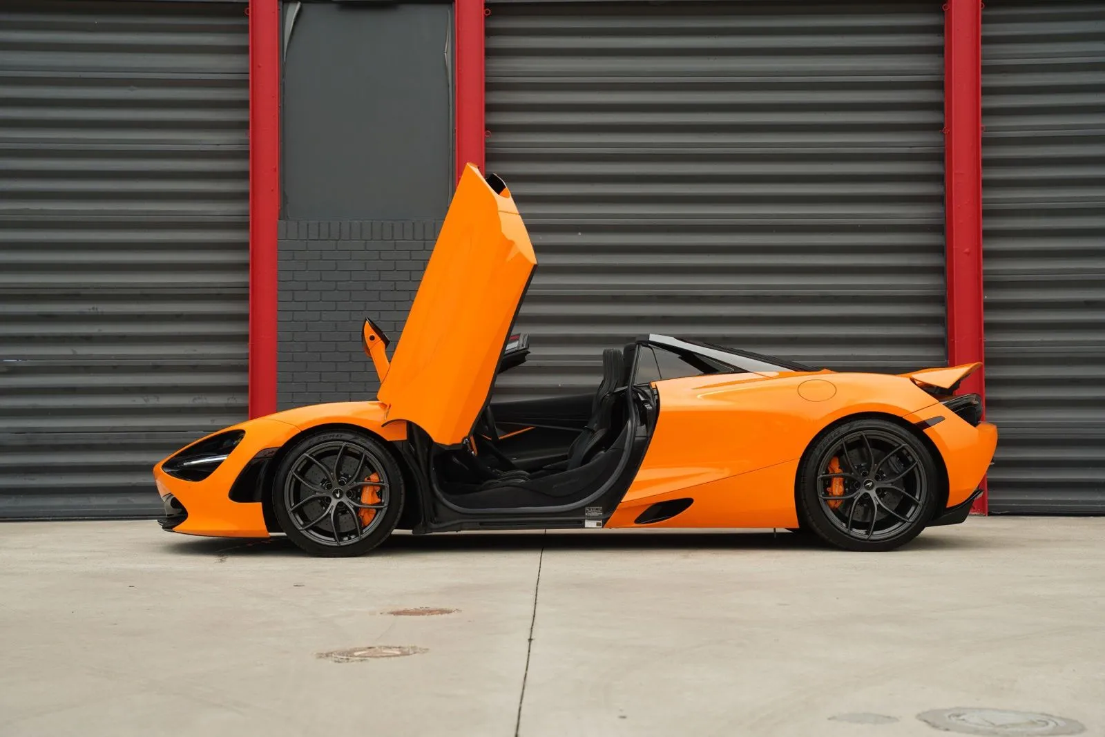 2022 McLaren 720S Performance - Photo 6