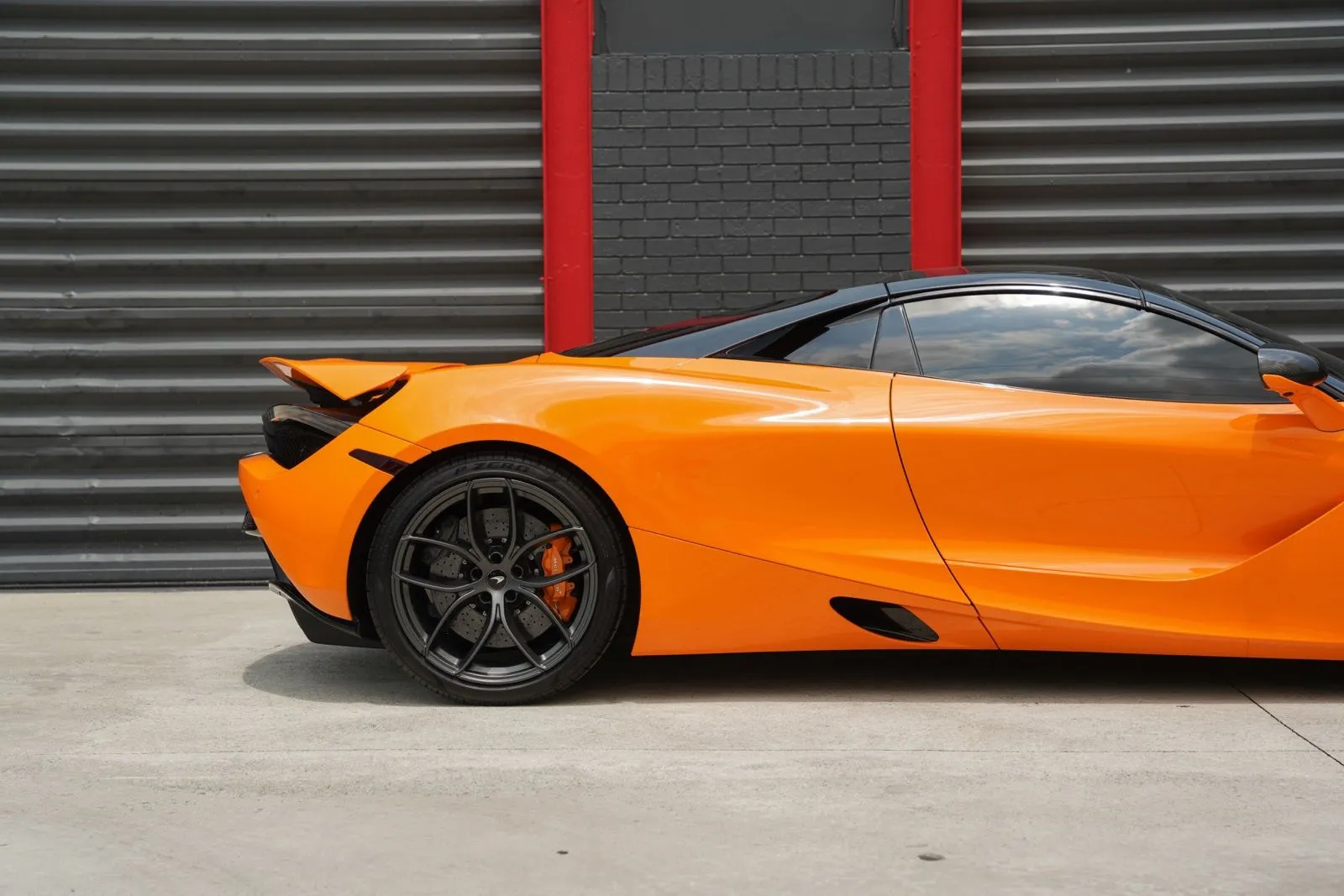 2022 McLaren 720S Performance - Photo 19