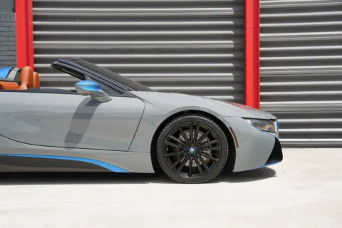 More photos of 2019 BMW i8 at Gravity Autos Hollywood, FL