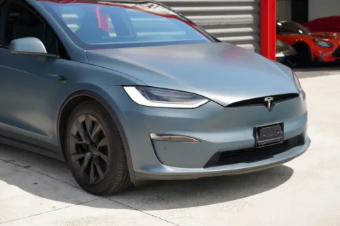 More photos of 2023 Tesla Model X Standard Range at Gravity Autos Hollywood, FL