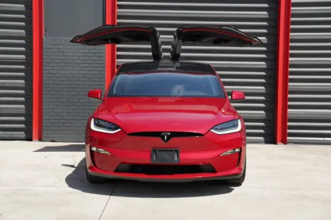 More photos of 2022 Tesla Model X at Gravity Autos Hollywood, FL